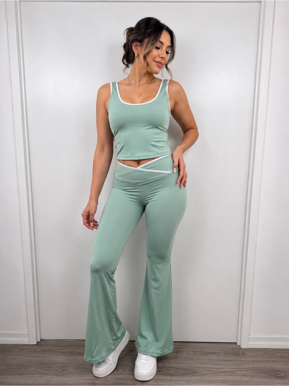 New Mix Set Crop Tank & Flare Pants  Sage NWT Size Large